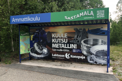 019-info-ja-mainostaulut-mainostulosteet-Opasteet-bysakki-sastamala-ammattikoulu-lehtosen-konepaja-mainostaulut-kilvet-suurkuva-jips
