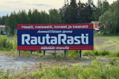 2025-info-ja-mainostaulut-kilvet-rautarasti-hoppu-sastamala-pirkanmaa-suurkuva-jips-6