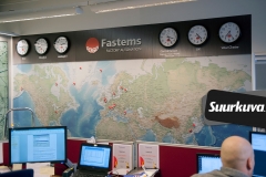 Fastems-infoseina-karttaseina--sisustusteippaukset-sisustusteippaus-sisustustaulut-sisustustaulu-tulosteet-suurkuva-jips-8